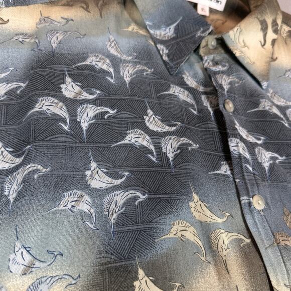 Pierre Cardin Shirt Mens XL Rayon Marlin Fish Print Button Up Vintage Style - Picture 6 of 10